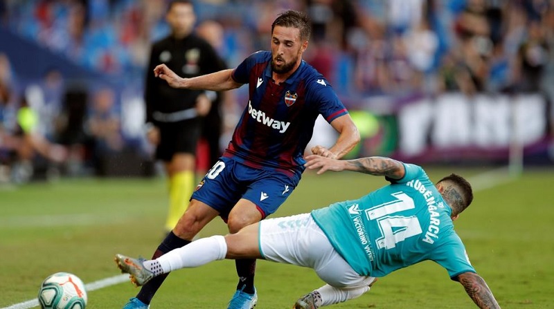 Vuasanco Soi kèo trận đấu giữa Osasuna - Levante, 00h30 - 20/03/2022 - La Liga
