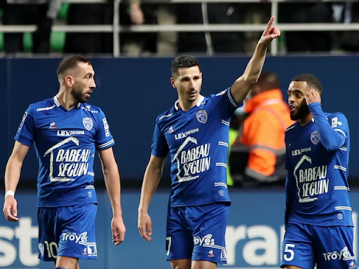 soi-keo-tran-dau-giua-hai-doi-tuyen-estac-troyes-vs-reims-2000-ngay-02-10-2022-ligue-1