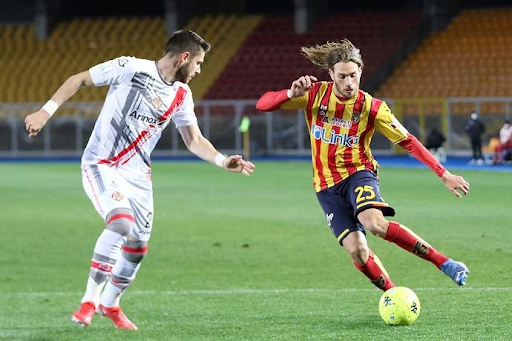 soi-keo-tran-dau-giua-hai-doi-tuyen-lecce-vs-cremonese-2000-ngay-02-10-2022-serie-a